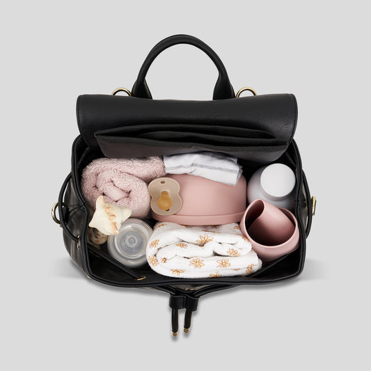 Essential hospital nappy bag items for expectant parents